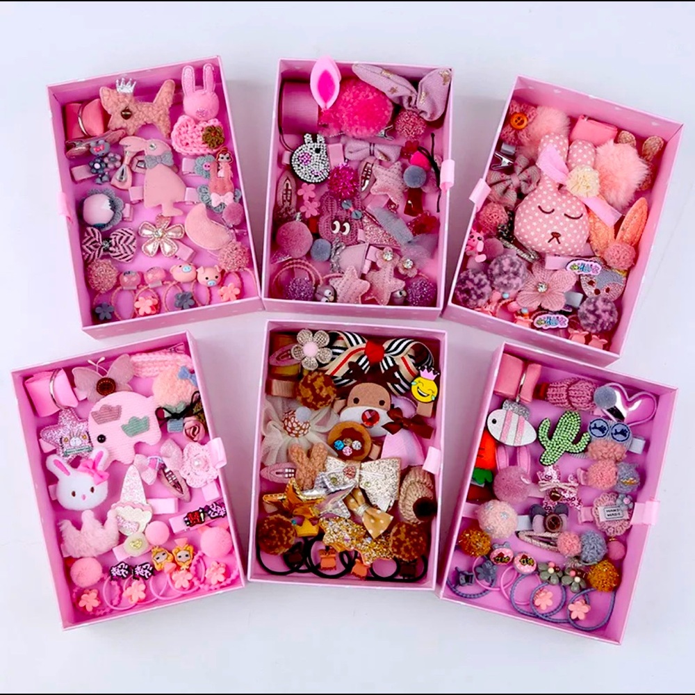 Cute baby Hair clips and pins . 0-4 years